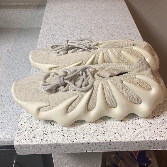 Selling Yeezy 450s Authentic - Picture 2 of 3